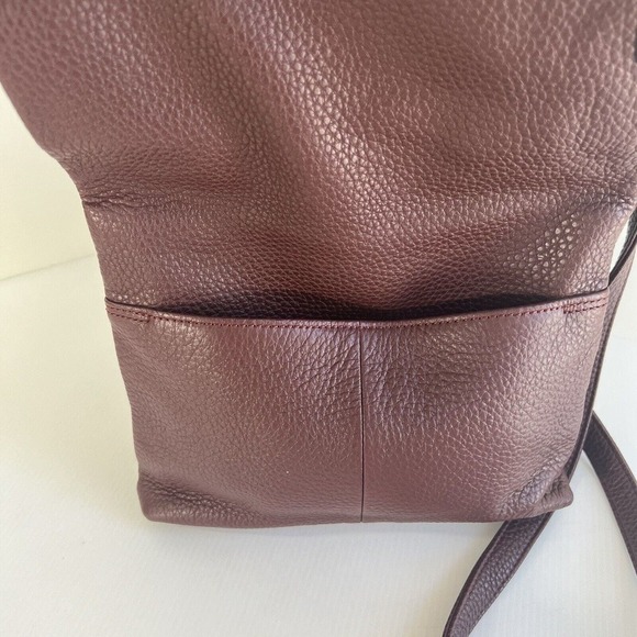 Tignanello Leather Crossbody Bag Medium Burgundy 3 Compartment All Zip - Picture 6 of 14